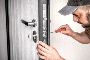 Locksmith in Lakewood Colorado